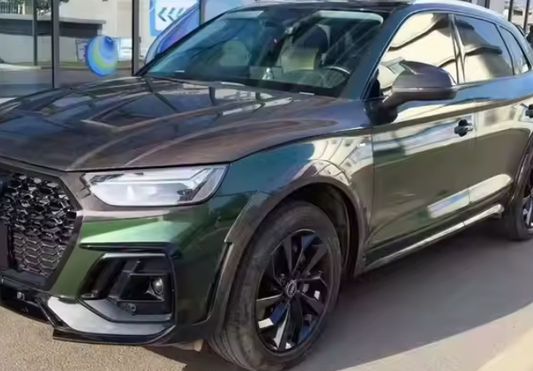 Dry Carbon Hood for Audi Q5