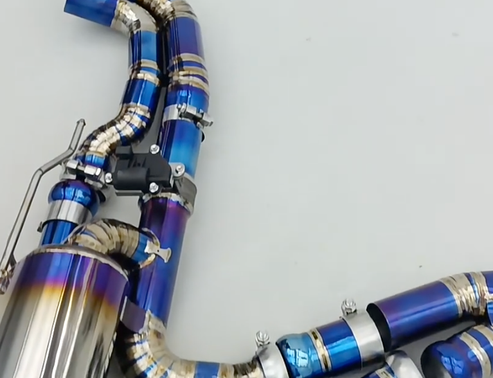 Titanium Valvetronic Exhaust for AUDI RSQ8 2019-2023